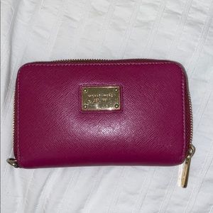 Michael kors wallet